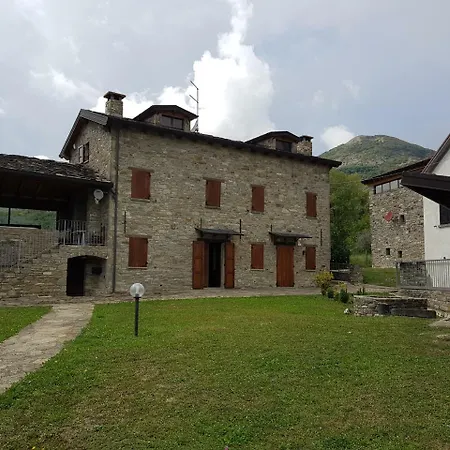 Casa Vacanze Fattoria Il Cerro Дом отдыха *